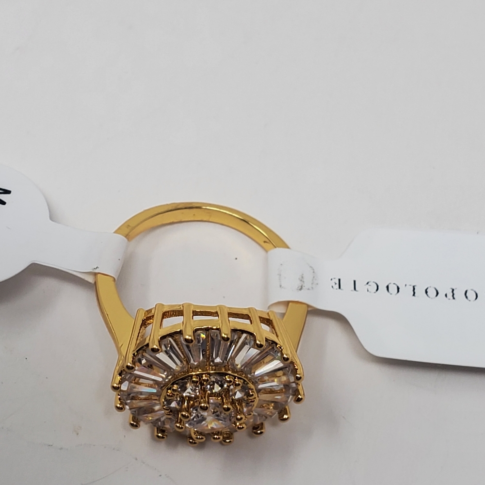 🏷️ NWT Anthropologie Round Geometric Sunburst Ring, Size 7 - Picture 7 of 11